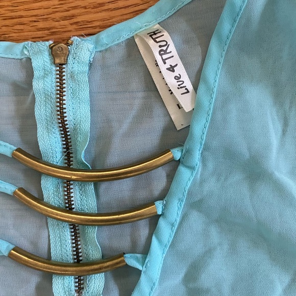 Live 4 Truth Tank Women’s Large Light Blue-Aqua Sheer Top Jewelry Detail NWT - Picture 2 of 11